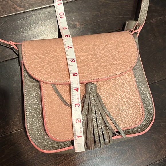 Cuir Rose pebbled leather pink and gray shoulder bag EUC - Picture 10 of 12